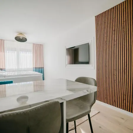 Luxury Centar شقة